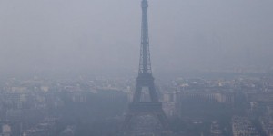 Le pic de pollution devrait se poursuivre samedi à Paris