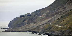 Californie : la mythique route numéro 1 fermée à Big Sur