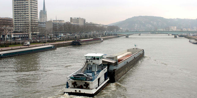 Controverse autour du projet d’immersion des boues du port de Rouen