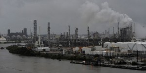 La tempête Harvey pèse sur l’activité pétrolière américaine