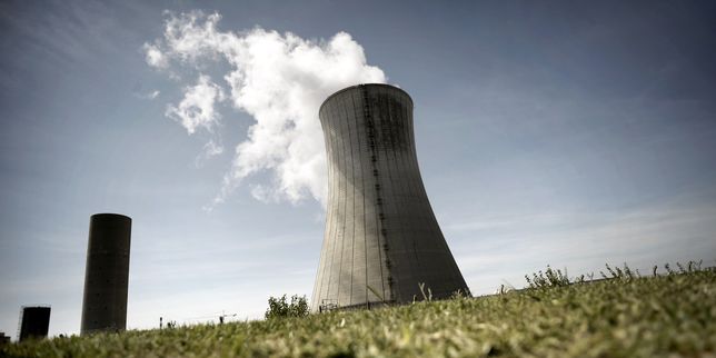 EDF sommée d’arrêter provisoirement la centrale nucléaire du Tricastin
