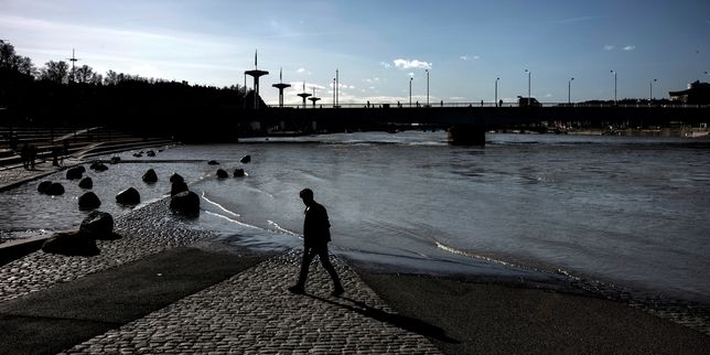 Climat : le Rhône pourrait baisser de moitié d’ici un siècle