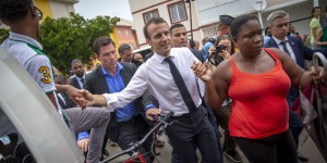 Saint-Martin : « en colère », Emmanuel Macron veut que la reconstruction aille plus vite