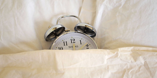 Le temps de sommeil moyen des Français passe en dessous de 7 heures par nuit