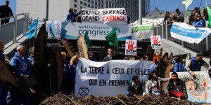 A Paris, un sommet de la société civile contre les grands barrages