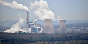 Daniel Kretinsky signe le rachat de deux centrales à charbon en France… dix-huit mois avant leur fermeture