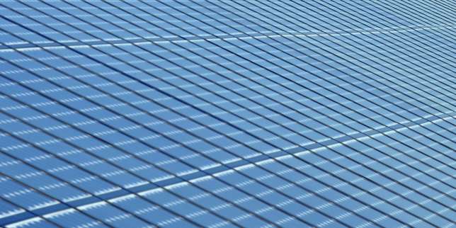 « Pourquoi ne pas investir dans des usines photovoltaïques plutôt que dans de nouveaux EPR ? »