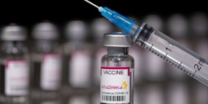 Covid-19 dans le monde : AstraZeneca annonce que son vaccin est efficace à 76 %