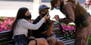Au Chili, l’épidémie est hors de contrôle malgré une vaccination massive