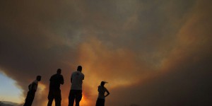 Dans le sud de Chypre, un énorme incendie attisé par la chaleur, l’UE et Israël à la rescousse
