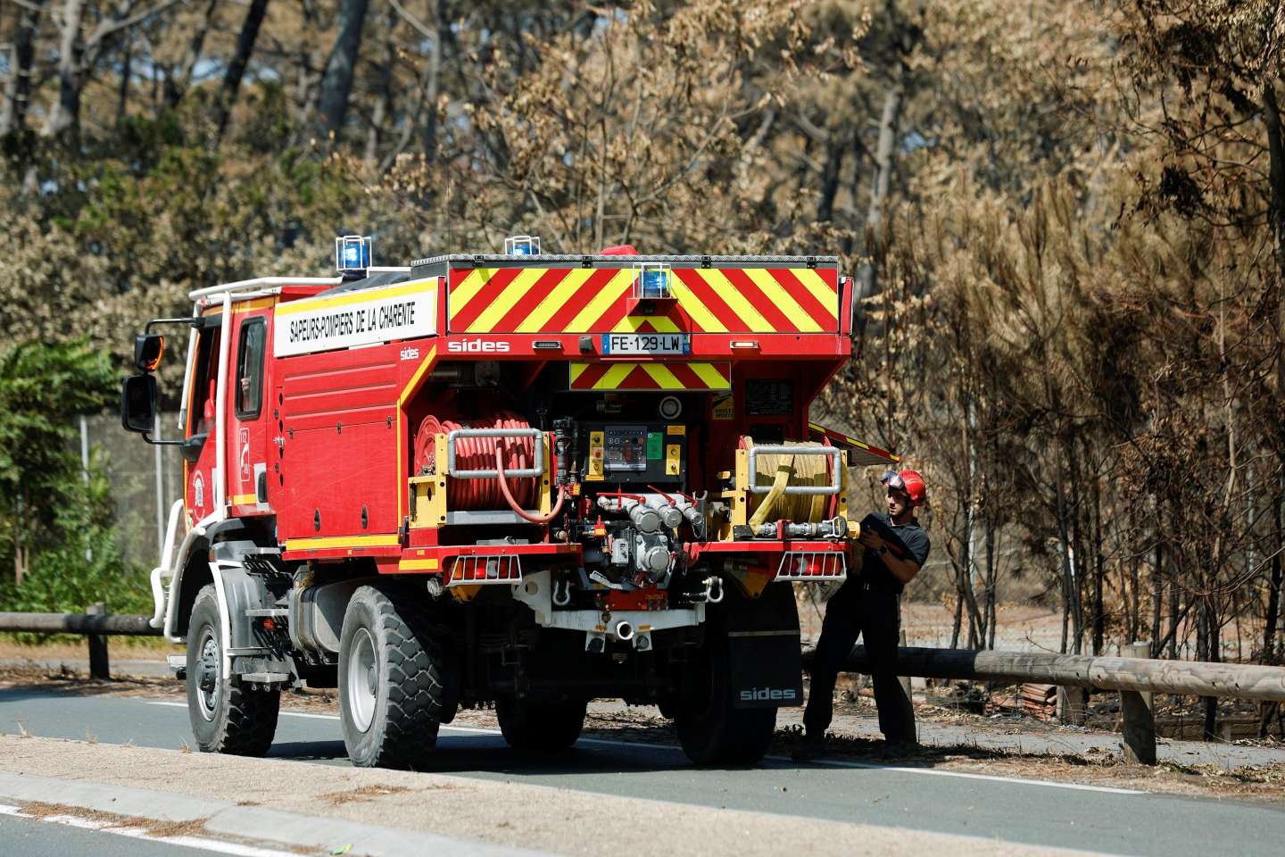Incendies en Gironde : le feu est « fixé » à La Teste-de-Buch, selon la préfecture
