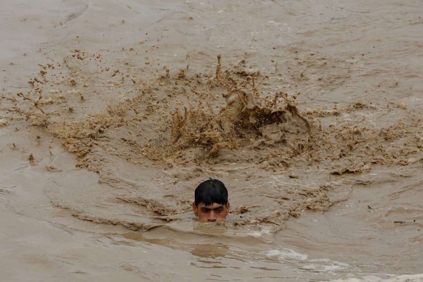 « C’est l’apocalypse » : le Pakistan ravagé par des inondations depuis trois mois