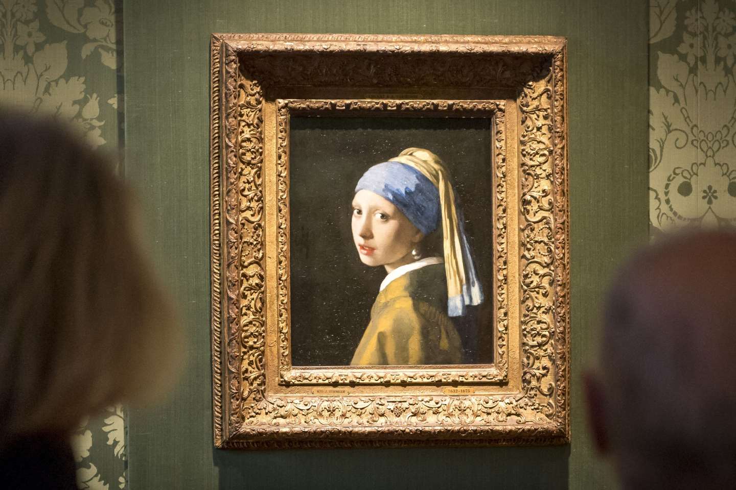 « La Jeune Fille à la perle » de Johannes Vermeer pris pour cible par des militants écologistes