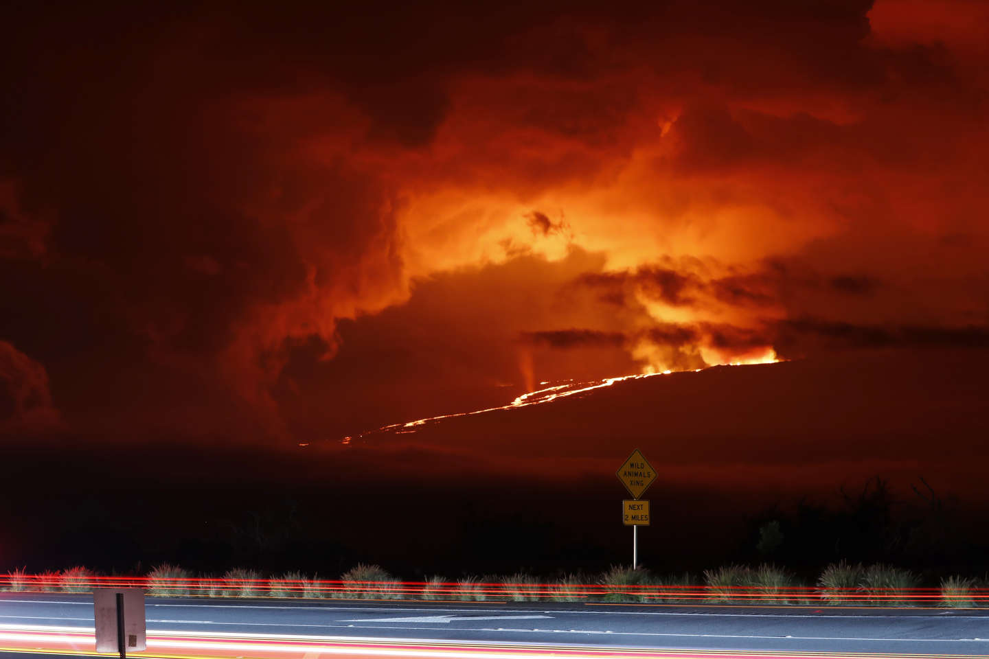 Les images de l’éruption du plus large volcan au monde