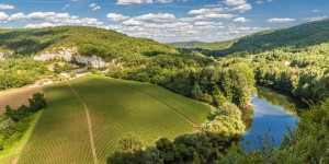 Un projet agrivoltaïque de TotalEnergies contesté dans le parc naturel régional des Causses du Quercy