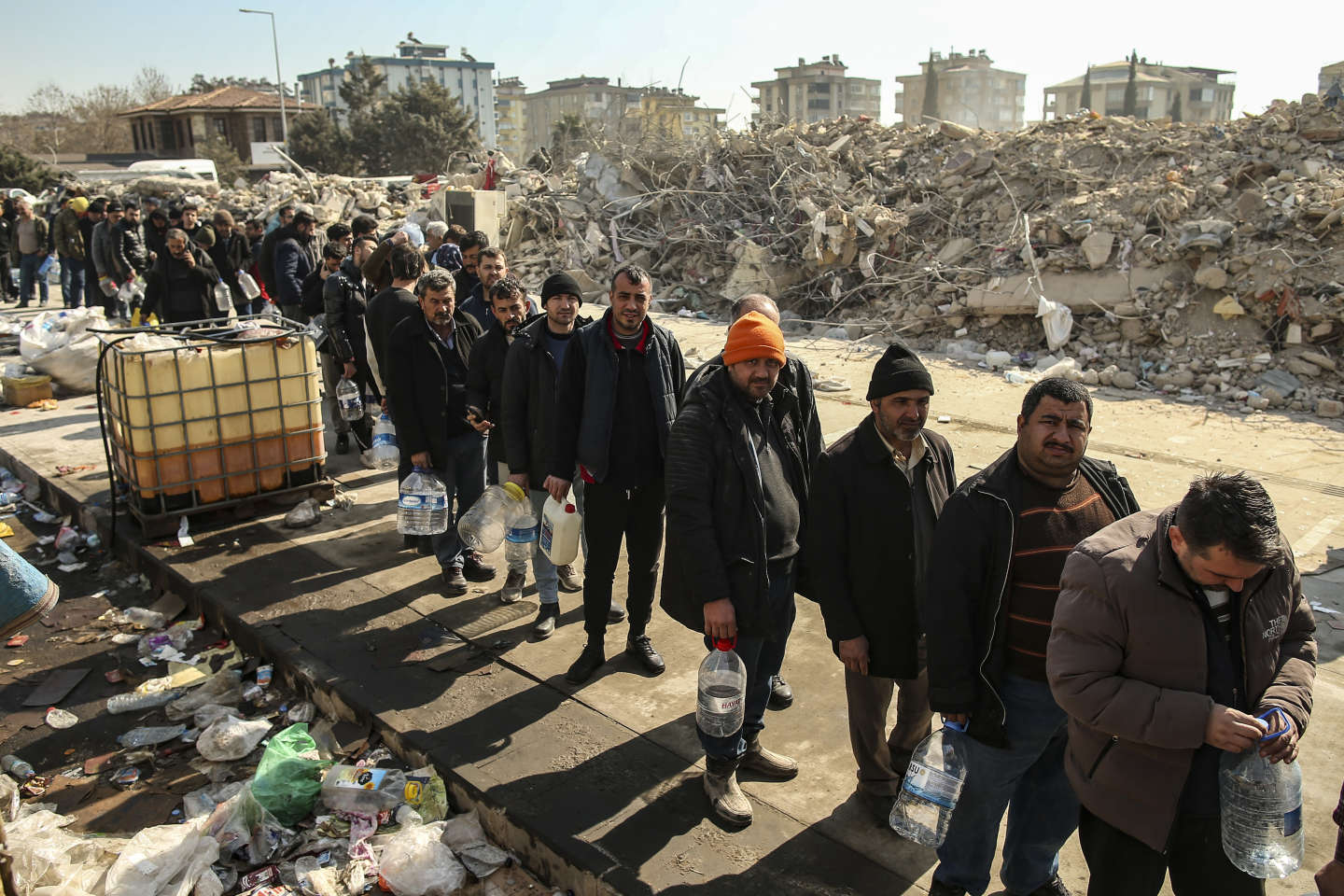 Après les séismes en Turquie, un impact environnemental redouté