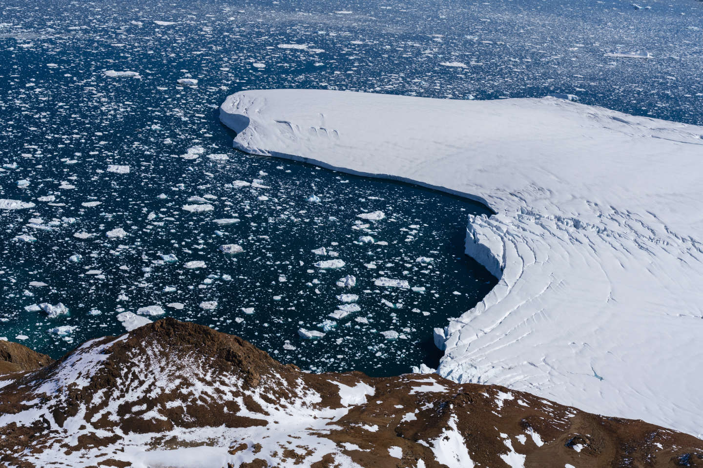 La banquise antarctique bat un record de fonte, exposant le continent blanc au réchauffement