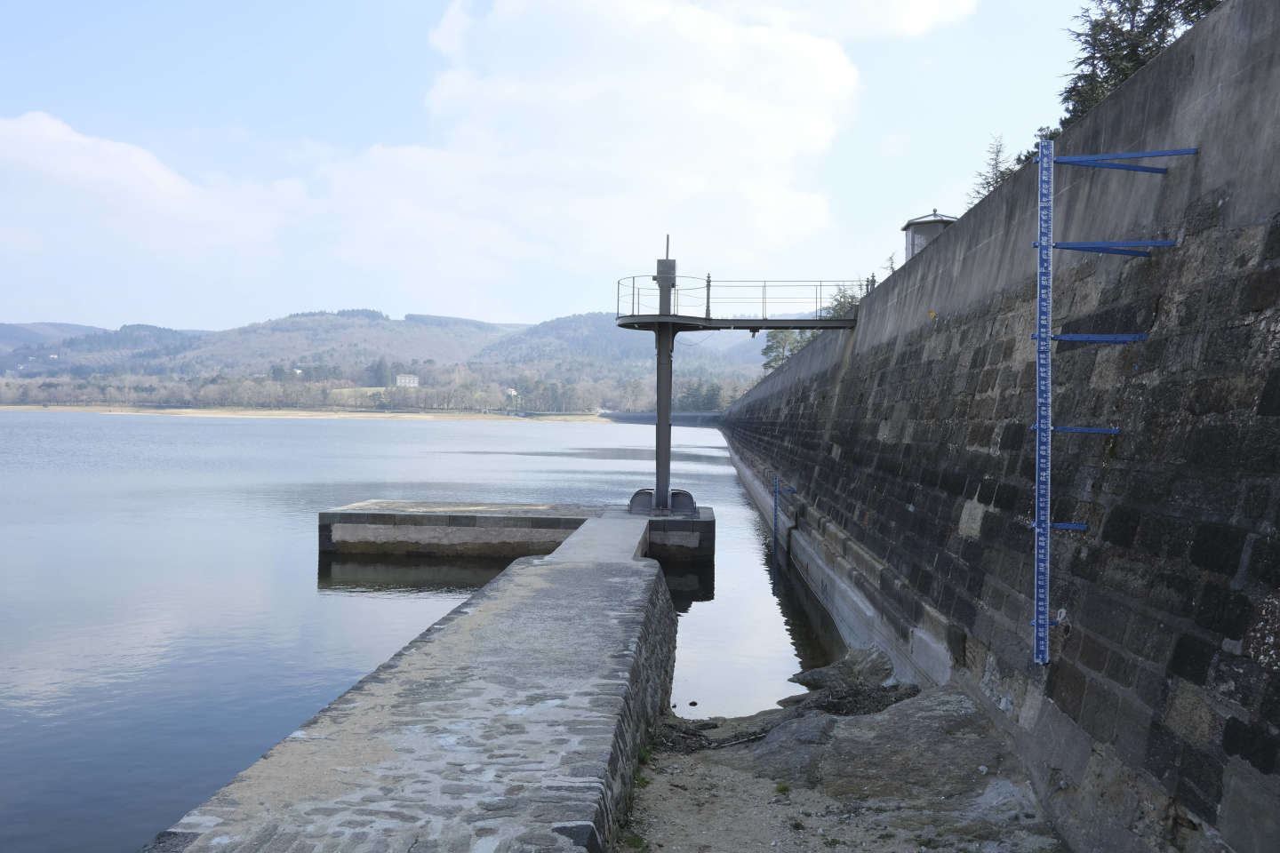 Sécheresse : à cause du manque d’eau, le canal du Midi retarde son remplissage
