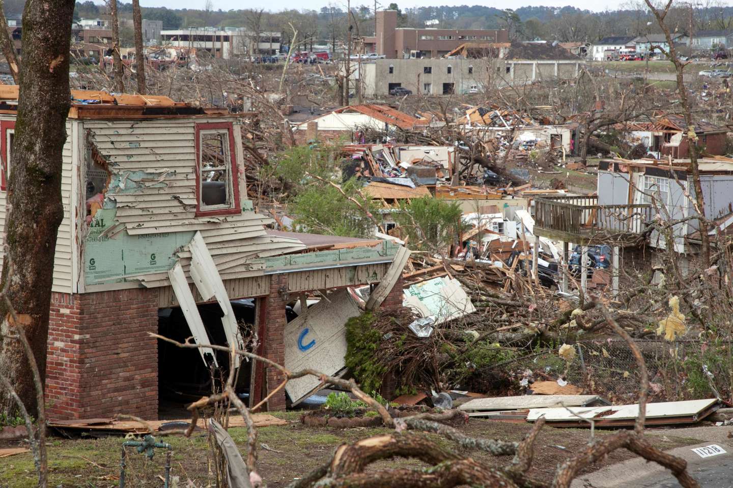 Aux Etats-Unis, une tornade dans l’Arkansas et de violents orages dans l’Illinois font au moins quatre morts