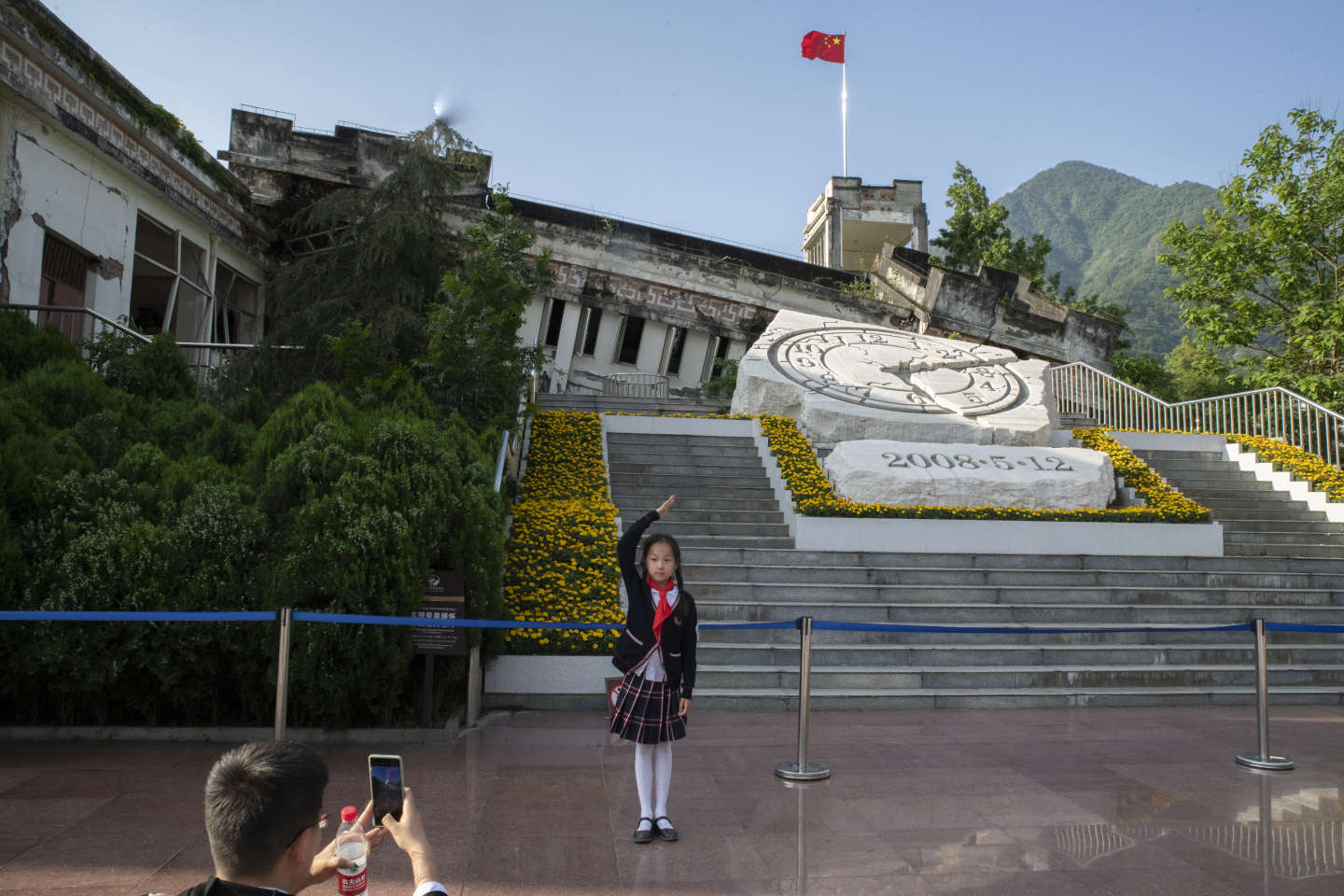 Au Sichuan, après le séisme de 2008, le « miracle » de la reconstruction et l’effacement des victimes