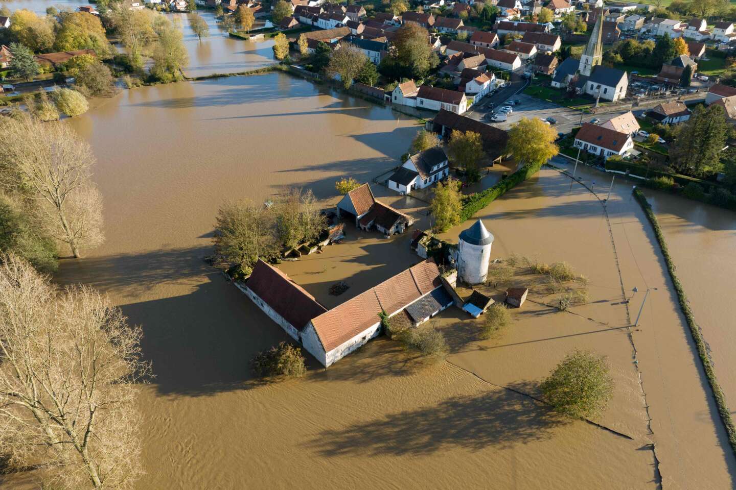 Inondations dans le Pas-de-Calais : les établissements scolaires resteront fermés lundi et mardi dans 279 communes