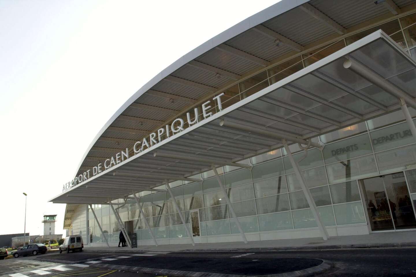 A l’aéroport de Caen, le trafic aérien interrompu à la suite d’une alerte à la bombe