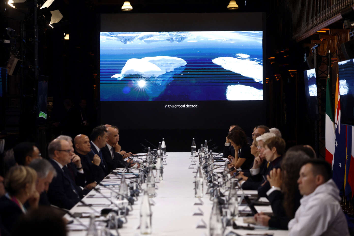 Au Sommet des pôles, Emmanuel Macron rode sa diplomatie climatique avant la COP 28