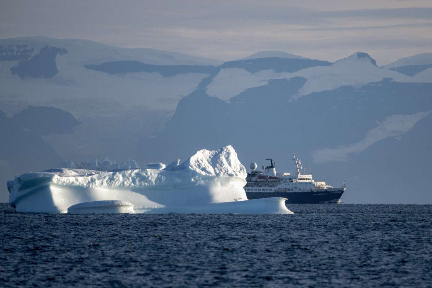 La vogue du tourisme dans les pôles, une menace pour un environnement fragile