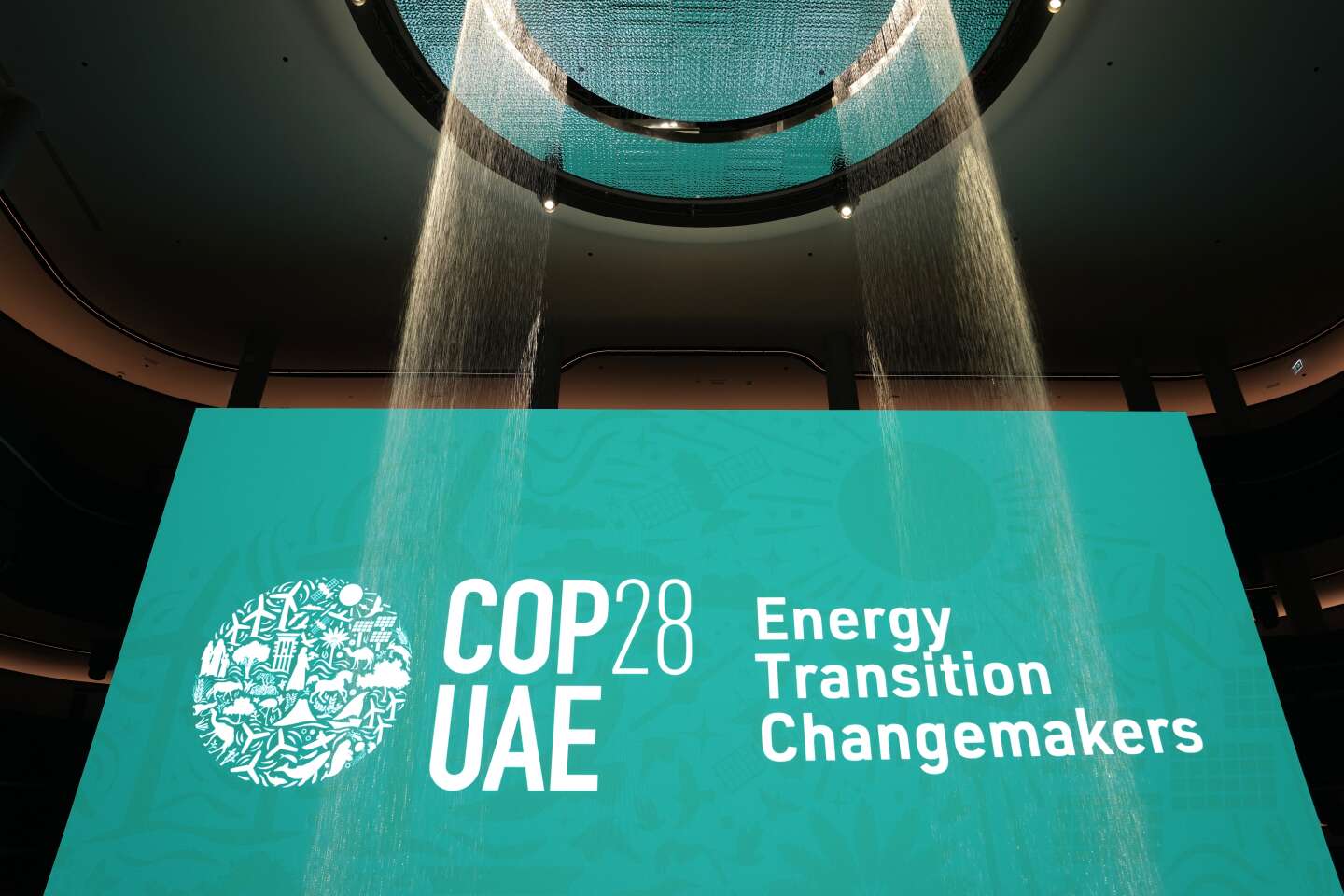 COP28 : la taxation des industries fossiles au cœur de la bataille du financement de la transition climatique