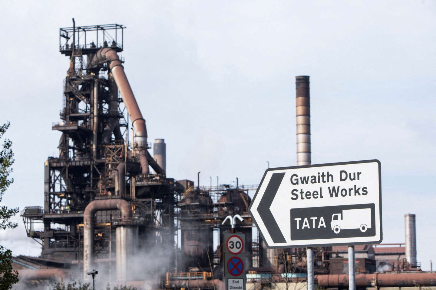 Tata Steel confirme la suppression de près de 2 800 emplois au Royaume-Uni