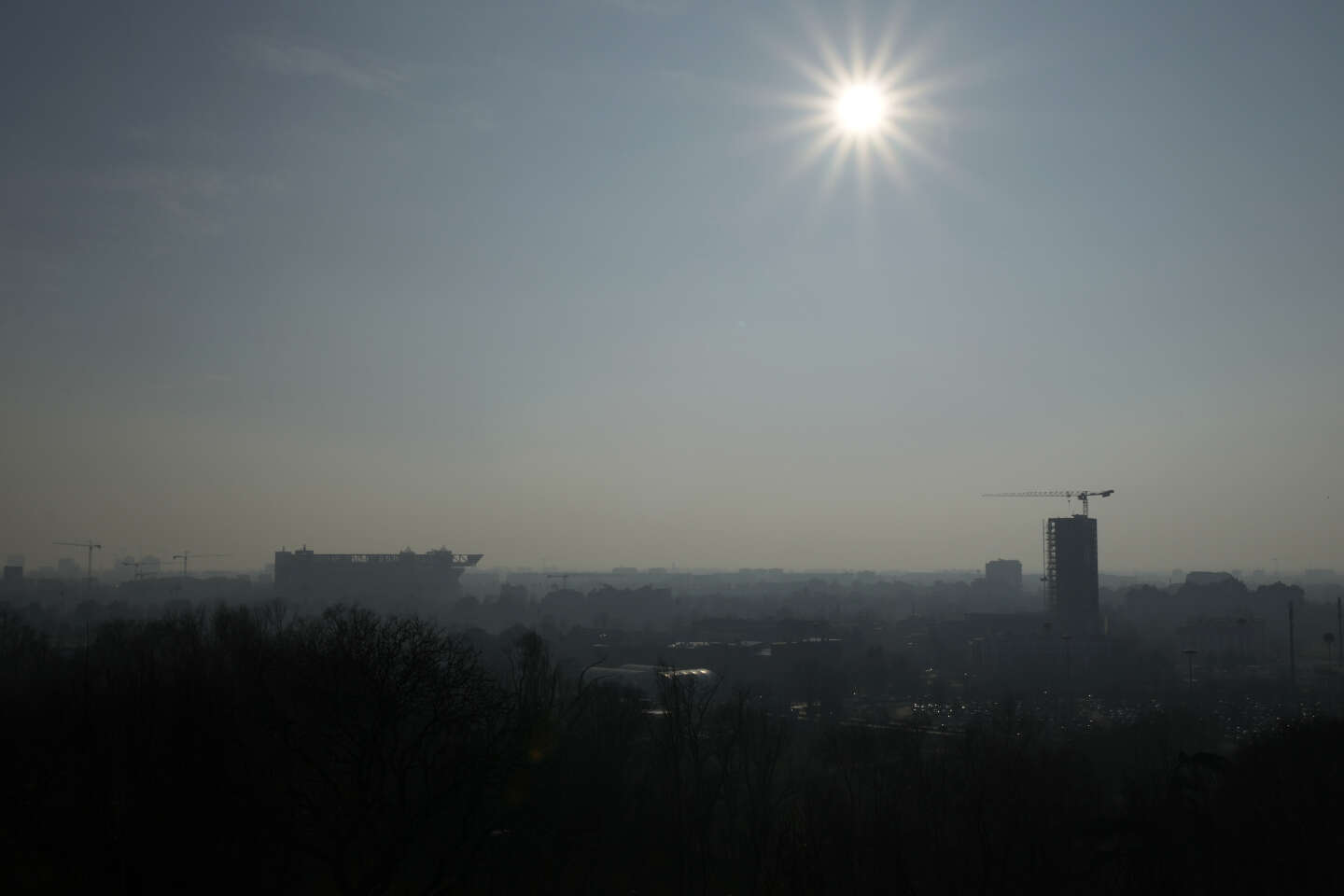 Pollution de l’air : l’Union européenne durcit ses normes, mais sans s’aligner sur celles de l’OMS