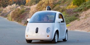 Google dévoile la « bêta » de sa petite Google Car autonome
