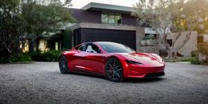 Tesla : les batteries chargées à moins de 50 % à la livraison, ça ne passe pas !