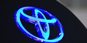 Toyota se lance dans la course à l’autonomie avec un véhicule électrique prévu pour 2026, offrant une autonomie exceptionnelle de 1000 km