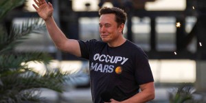 Voitures autonomes, ventes et maintenant robots-taxis, que penser des promesses d’Elon Musk ?