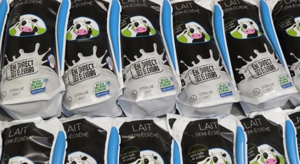 Circuit-court : des agriculteurs français lancent leur marque de lait 
