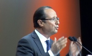 Hollande veut une démocratie participative