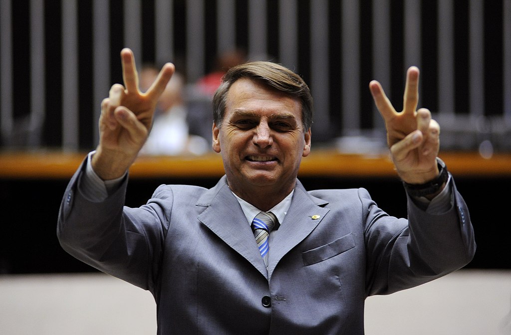 Qui est… le brésilien Jair Bolsonaro, bulldozer anti-écologie ?
