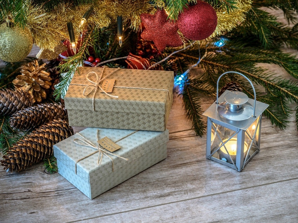 Noël zéro déchet : des idées de cadeaux en soutien aux artisans
