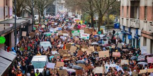 Plus de 40 marches pour le climat en France ce vendredi