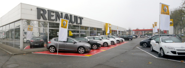 Dieselgate : Ségolène Royal défend le logiciel d'optimisation de Renault devant les eurodéputés