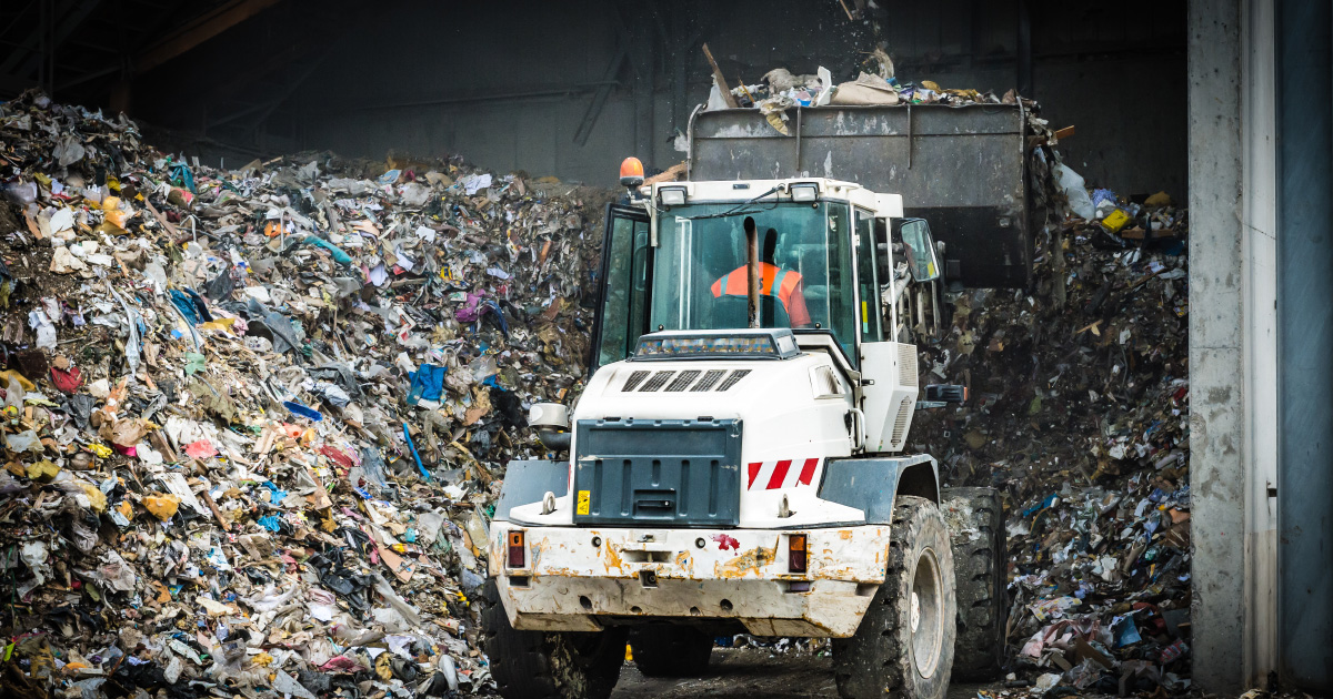 Un plan de gestion des déchets peut exclure certains projets d'installation de traitement du territoire