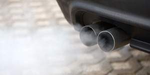 Emissions de CO2 des voitures : le Conseil de l'UE pour une baisse de 35% d'ici 2030