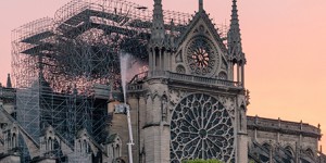 Restauration de Notre-Dame : les deux chambres parlementaires s'opposent