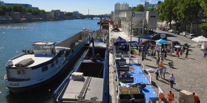 [VIDEO] Déchetterie flottante : Paris expérimente la collecte par voie fluviale
