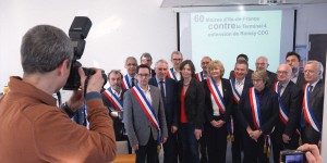 [VIDEO] Extension de l'aéroport de Roissy : 60 maires franciliens demandent l'abandon du projet