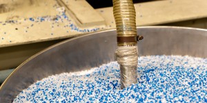 Plastique : le dispositif de prévention des pertes de granulés industriels est fixé