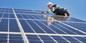 Révisions des contrats solaires : pourquoi le CSE a rejeté les projets de l'État