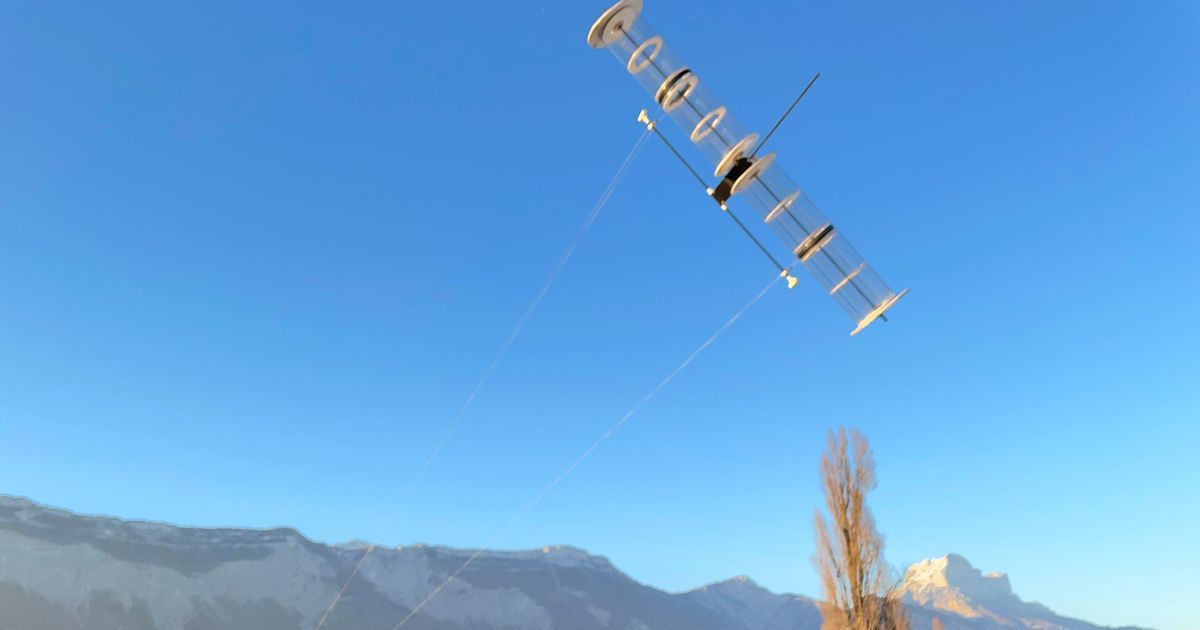 À Grenoble, un ingénieur conçoit une éolienne aéroportée à l'allure de cerf-volant
