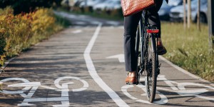 Déplacements domicile-travail : une piste intéressante pour promouvoir le vélo 